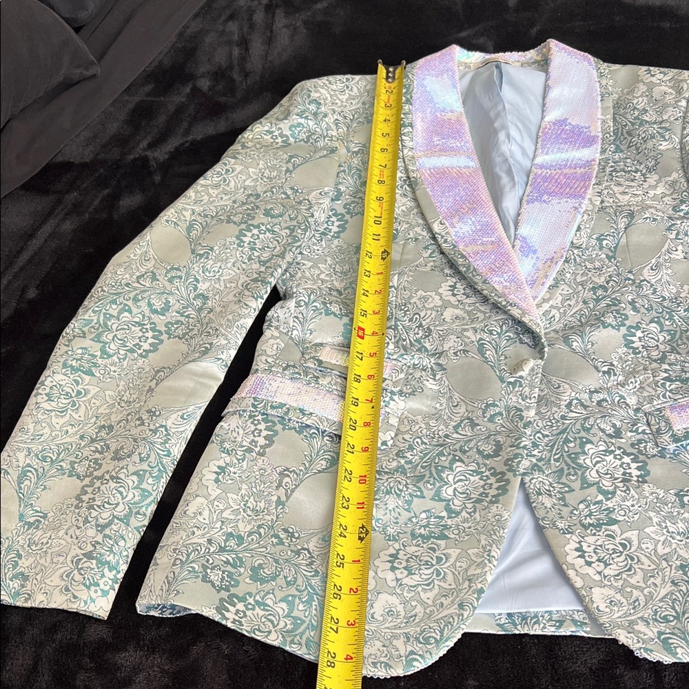 NWOT. Light Blue Brocade Shawl Collar Blazer and Trouser Set with bow tie.Men - Picture 12 of 16